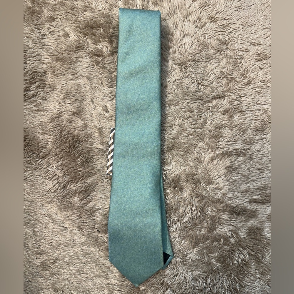 Dibangu Green Tie‎ Elegant Accessory